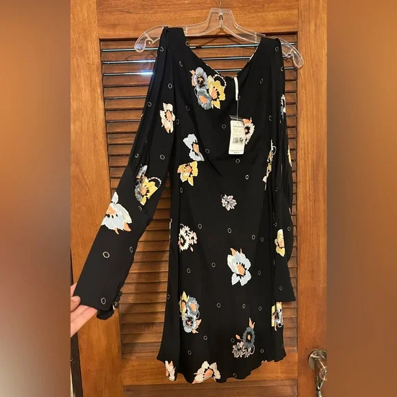 NWT FREE PEOPLE Black Floral Mini “Night Combo” Sunshadow Dress Size 4 - Picture 7 of 14